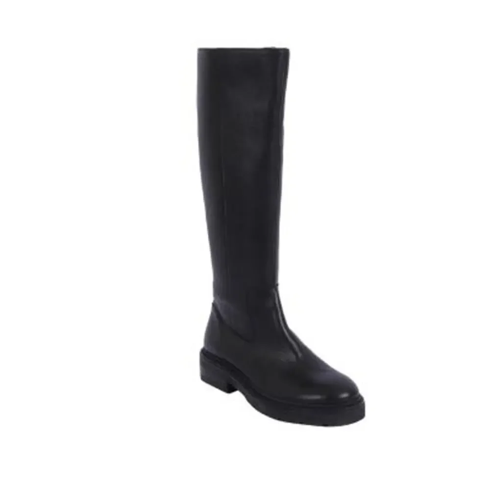 Kenneth Cole Gentle Souls Women's Wendy Zipper Regular Calf Boots Size 8.5 NWB